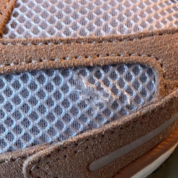Nike Running Shoes with Brown and Cream Accents Vomero 5 - Picture 6 of 6